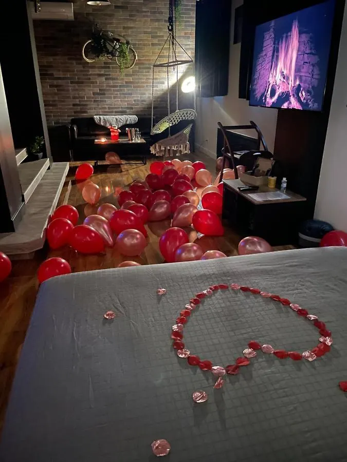 La Suite Grenoble Spa Jacuzzi Et Sauna Privatif Love hôtel